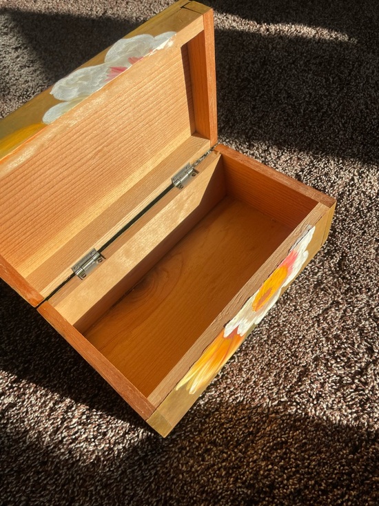 Hand-Painted Floral Wooden Box 9x5x4 - Picture 6 of 7
